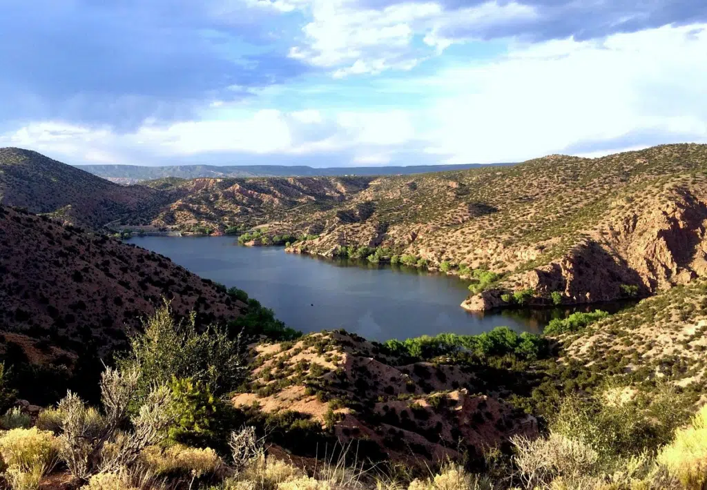 12 Stunning Lakes in Santa Fe New Mexico